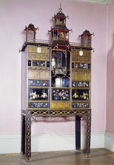 Pagoda Cabinet in Style of Thomas Chippendale by Unbekannt Unbekannt